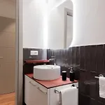 Hotel apartamentowy Major House - Luxury In By Hostand