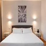 Major House - Luxury In By Hostand Hotel apartamentowy 4*