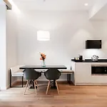 Major House - Luxury In By Hostand Hotel apartamentowy Rzym
