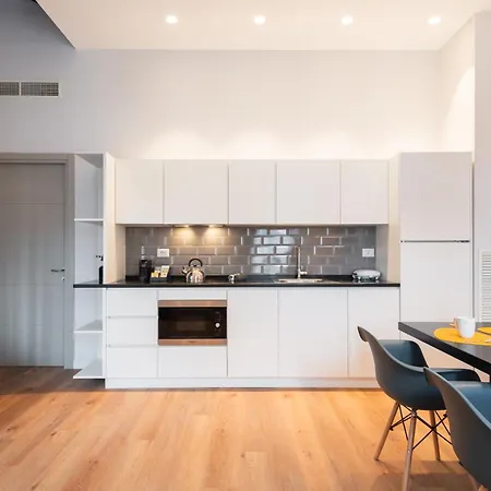 Major House - Luxury In By Hostand Hotel apartamentowy 4*